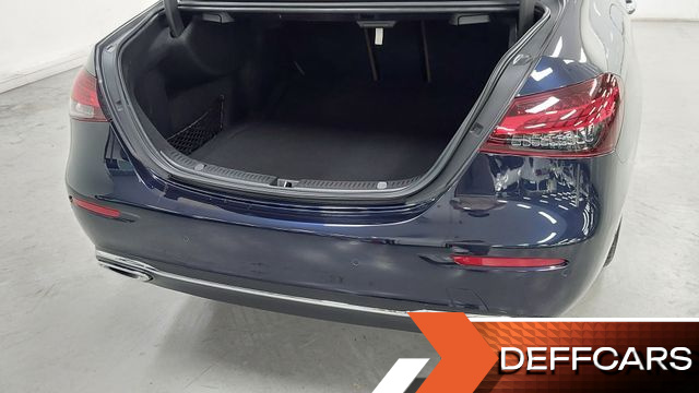 Mercedes E-CLASS E350 4MATIC Exclusive купить на сайте DeffCars
