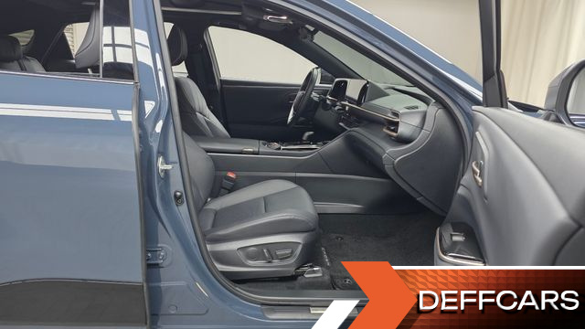 Toyota CROWN 2.5 4WD Hybrid купить на сайте DeffCars