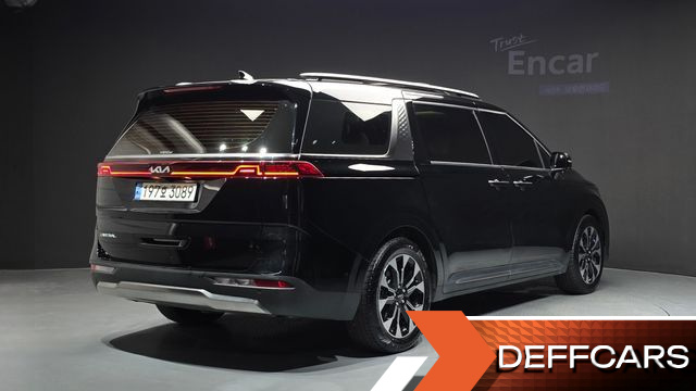 Kia CARNIVAL Gasoline 9-Seater Signature купить на сайте DeffCars