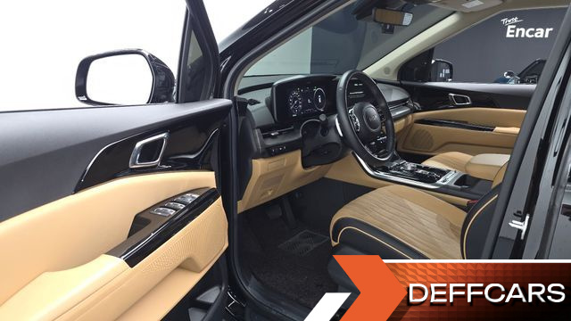 Kia CARNIVAL 9-Seater Noblesse купить на сайте DeffCars