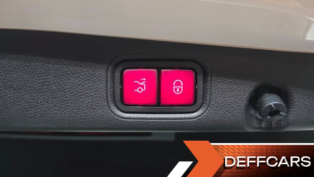 Mercedes E-CLASS E220d 4MATIC AMG Line купить на сайте DeffCars