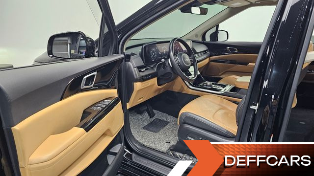 Kia CARNIVAL 7-Seater Noblesse купить на сайте DeffCars