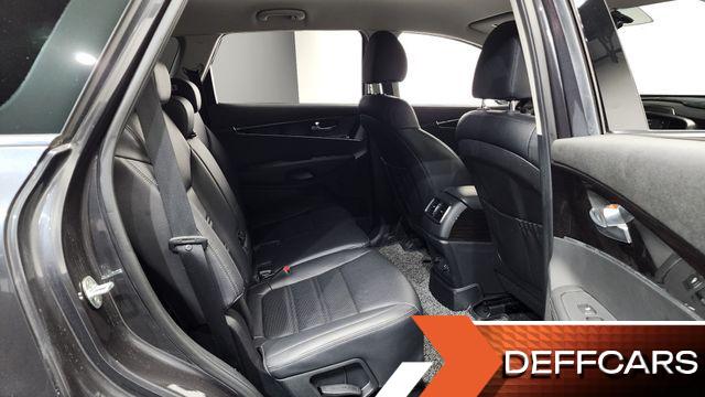 Kia SORENTO Diesel 2.2 2WD No.1 Edition купить на сайте DeffCars
