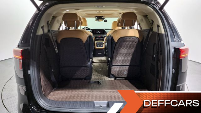 Kia CARNIVAL 9-Seater Signature купить на сайте DeffCars