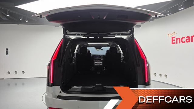 Cadillac ESCALADE 6.2 ESV ESV Sports Platinum купить на сайте DeffCars