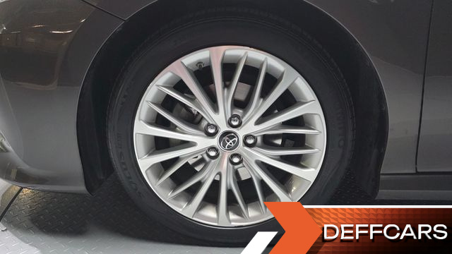Toyota CAMRY 2.5 купить на сайте DeffCars