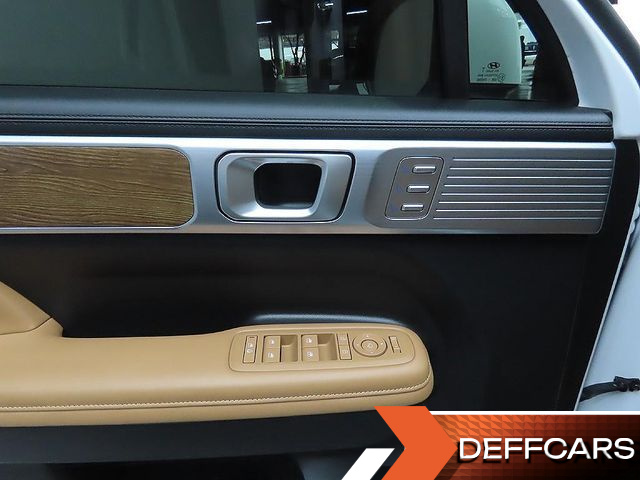 Hyundai SANTAFE HEV 1.6 2WD Prestige Plus купить на сайте DeffCars