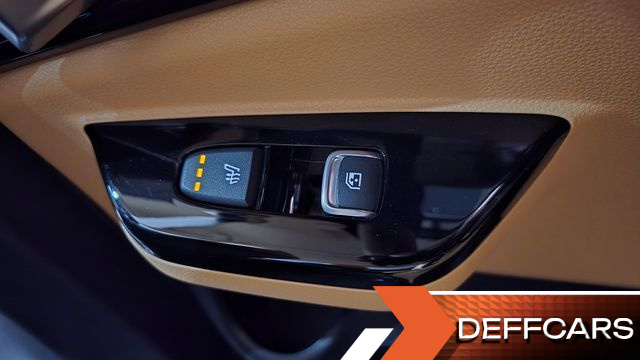 Kia CARNIVAL 9-Seater Noblesse купить на сайте DeffCars