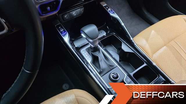 Kia SORENTO Gasoline 2.5T 2WD Prestige купить на сайте DeffCars