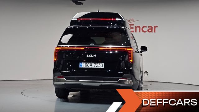 Kia CARNIVAL HEV 4-Seater Hi Limousine Signature купить на сайте DeffCars