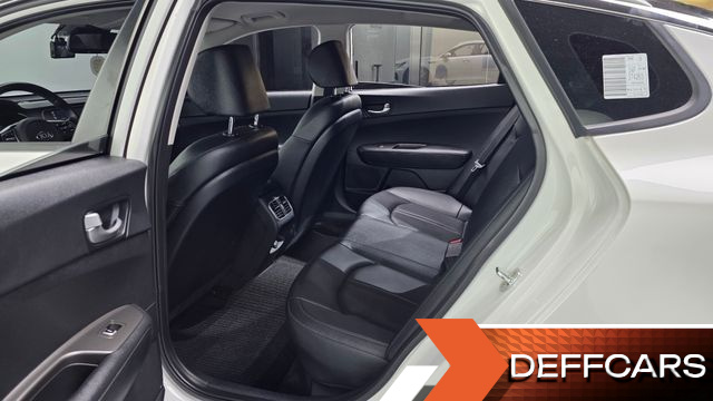Kia K5 2.0 Prestige купить на сайте DeffCars