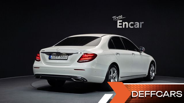 Mercedes E-CLASS E200 Avantgarde купить на сайте DeffCars