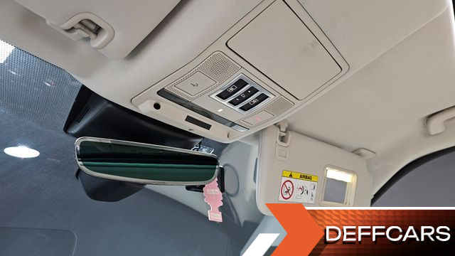 Land Rover DISCOVERY 2.0 SD4 SE купить на сайте DeffCars