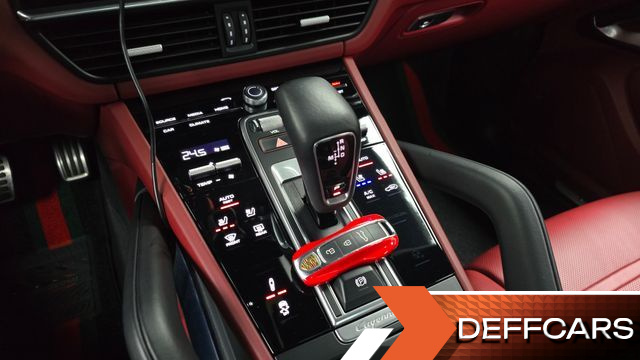 Porsche CAYENNE 4.0 Turbo Coupe купить на сайте DeffCars