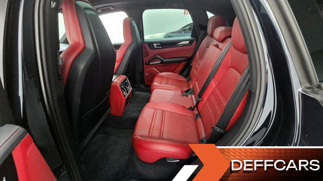 Porsche CAYENNE 3.0 купить на сайте DeffCars