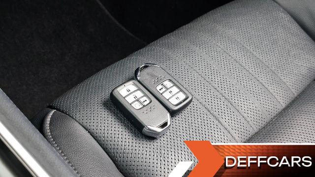 Honda ACCORD 2.0 Hybrid Touring купить на сайте DeffCars