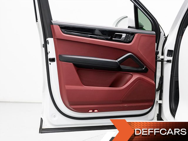 Porsche CAYENNE 3.0 купить на сайте DeffCars