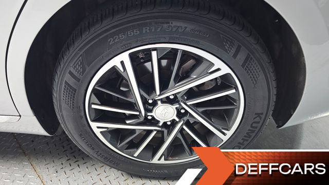 Hyundai GRANDEUR 3.0 LPi (Taxi) Deluxe купить на сайте DeffCars