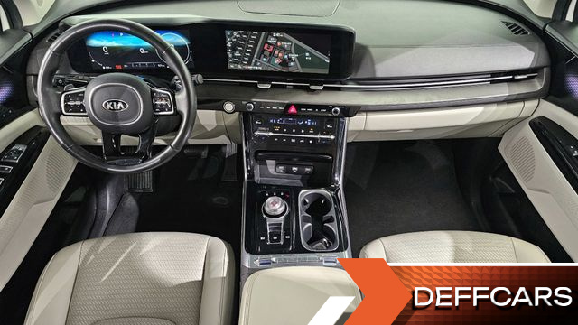 Kia CARNIVAL 7-Seater Signature купить на сайте DeffCars