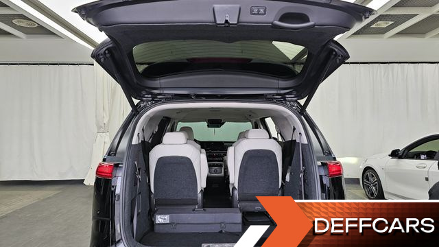 Kia CARNIVAL 9-Seater Noblesse купить на сайте DeffCars