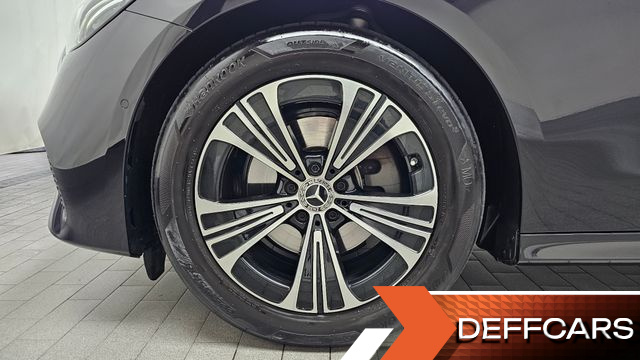 Mercedes E-CLASS E200 Avantgarde Limited купить на сайте DeffCars
