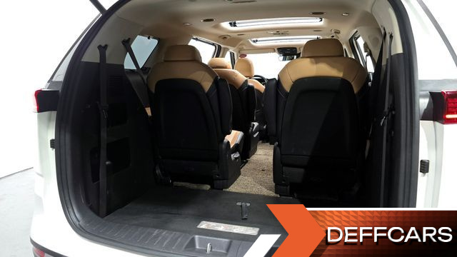 Kia CARNIVAL 9-Seater Noblesse купить на сайте DeffCars