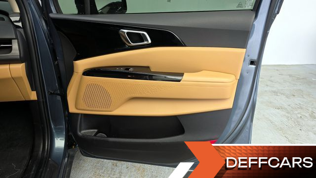Kia CARNIVAL Gasoline 9-Seater Noblesse купить на сайте DeffCars