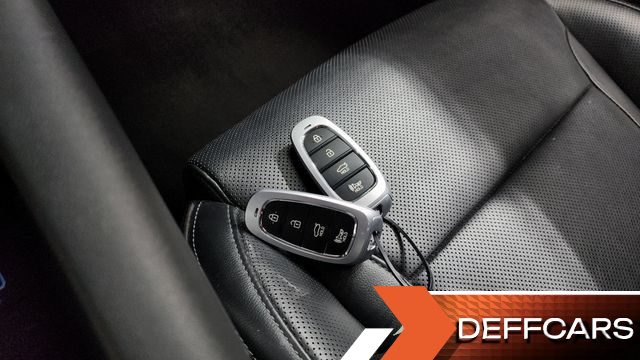 Hyundai GRANDEUR 2.5 Premium Choice купить на сайте DeffCars