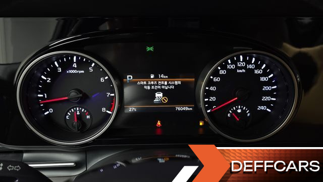 Kia CARNIVAL Gasoline 9-Seater Prestige купить на сайте DeffCars