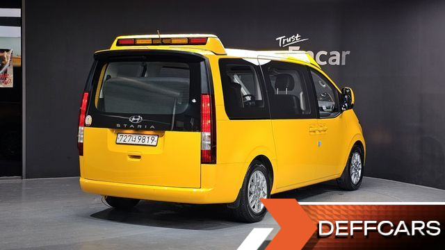 Hyundai STARIA L3.5  Kinder Safety Car 15-Seater купить на сайте DeffCars