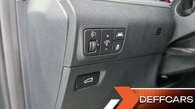 Kia K5 2.0 Prestige купить на сайте DeffCars