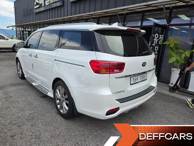 Kia CARNIVAL 9-Seater Prstige купить на сайте DeffCars