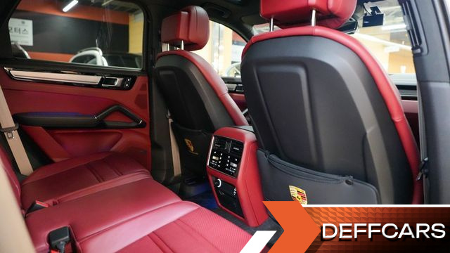Porsche CAYENNE 3.0 PLATINUM EDITION купить на сайте DeffCars