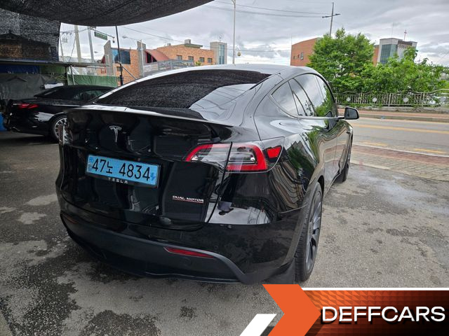 Tesla MODEL Y Performance AWD купить на сайте DeffCars
