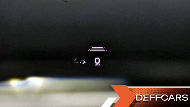 Porsche TAYCAN Base купить на сайте DeffCars