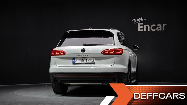 Volkswagen TOUAREG 3.0 TDI Premium купить на сайте DeffCars