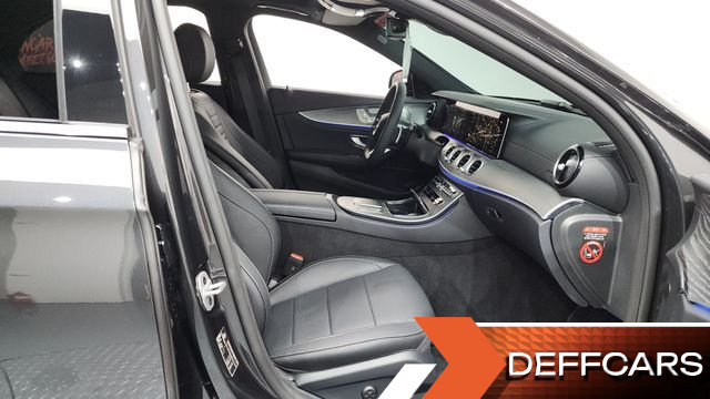 Mercedes E-CLASS E350 4MATIC AMG Line купить на сайте DeffCars