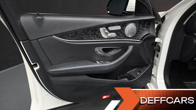 Mercedes E-CLASS E300 4MATIC Avnatgarde купить на сайте DeffCars