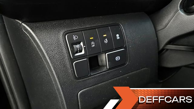 Hyundai STARIA Cargo 5-Seater Modern купить на сайте DeffCars