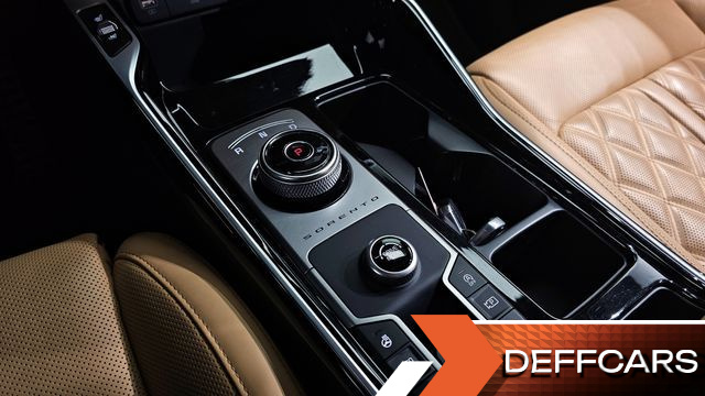 Kia SORENTO Diesel 2.2 2WD Signature купить на сайте DeffCars