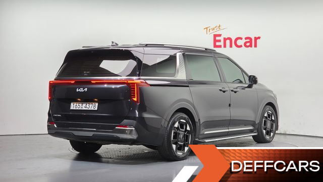 Kia CARNIVAL 7-Seater Signature купить на сайте DeffCars
