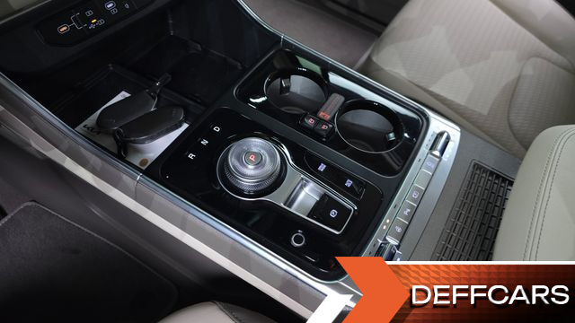 Kia CARNIVAL Gasoline 7-Seater Hi Limousine Signature купить на сайте DeffCars
