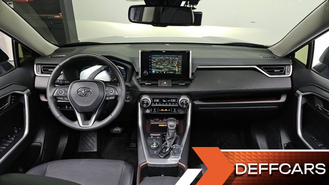 Toyota RAV4 2,5 4WD Hybrid LTD купить на сайте DeffCars