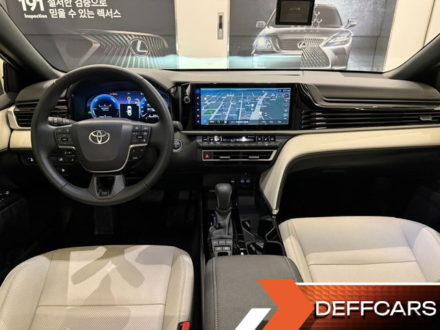 Toyota CAMRY 2.5 XLE Hybrid купить на сайте DeffCars