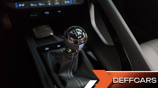 Hyundai AVANTE 2.0 N купить на сайте DeffCars