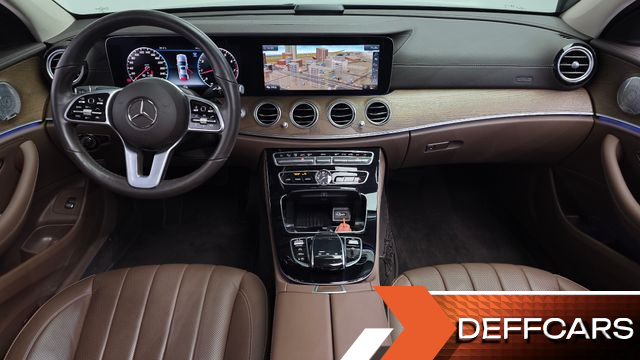 Mercedes E-CLASS E300 4MATIC Exclusive купить на сайте DeffCars