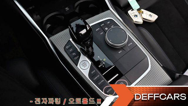 BMW 3-SERIES 320i M Sport купить на сайте DeffCars