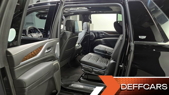 Cadillac ESCALADE 6.2 ESV ESV Premium Luxury Platinum купить на сайте DeffCars