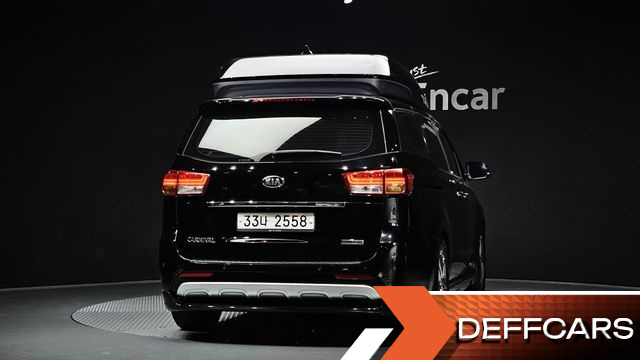 Kia CARNIVAL Gasoline 9-seater Hi-Limousine Noblesse купить на сайте DeffCars