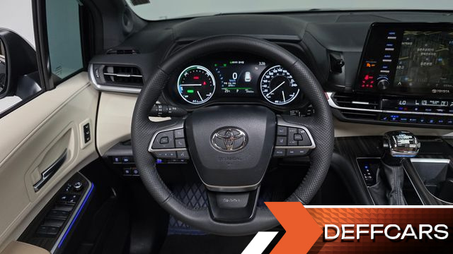 Toyota SIENNA 2.5 Hybrid AWD купить на сайте DeffCars